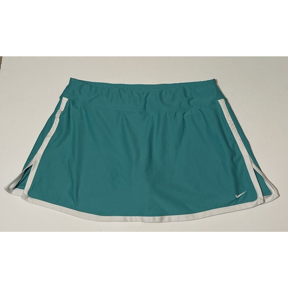 NIKe Women’s Size L Skort Teal White